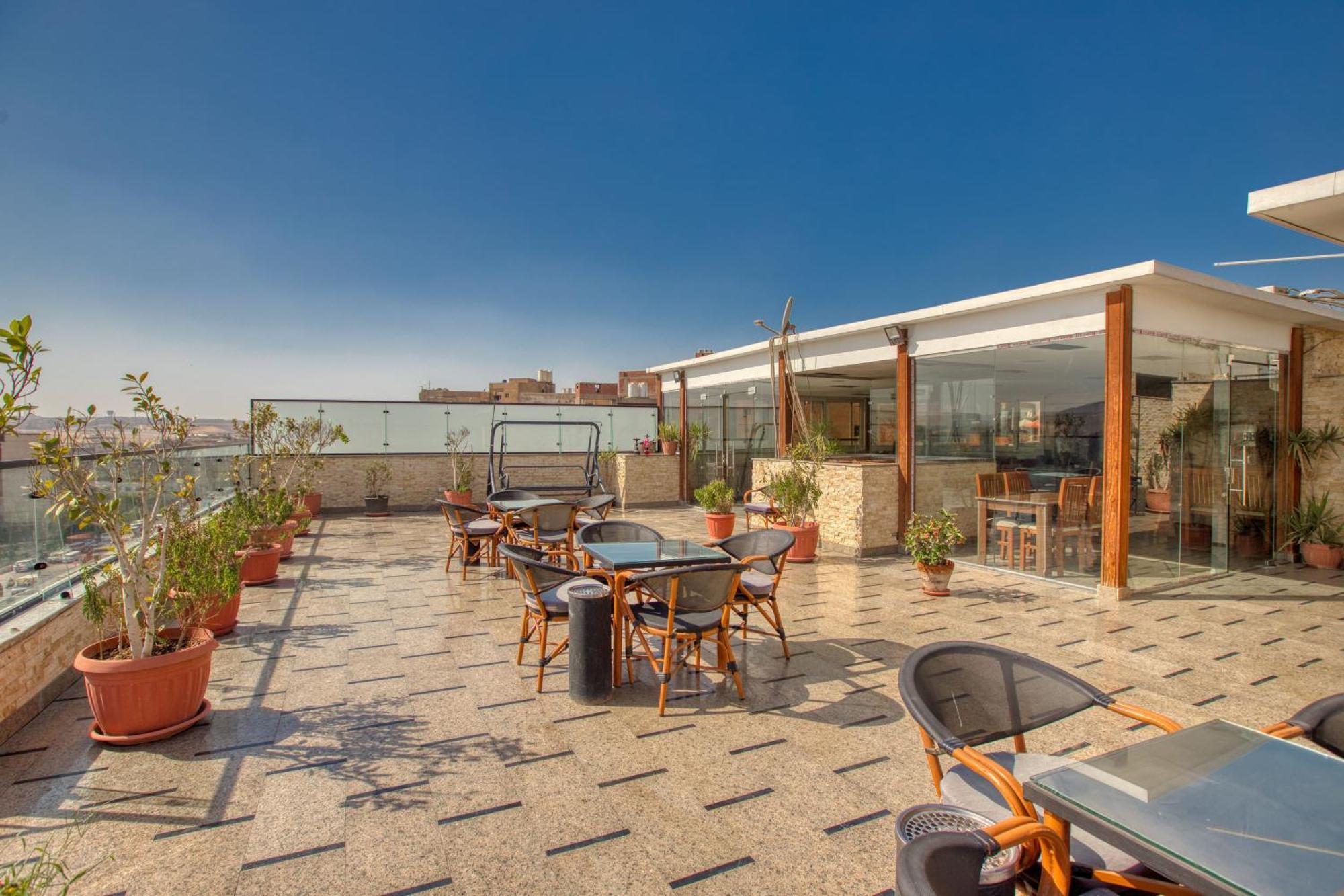 New Top Pyramids Hotel Cairo Exterior photo